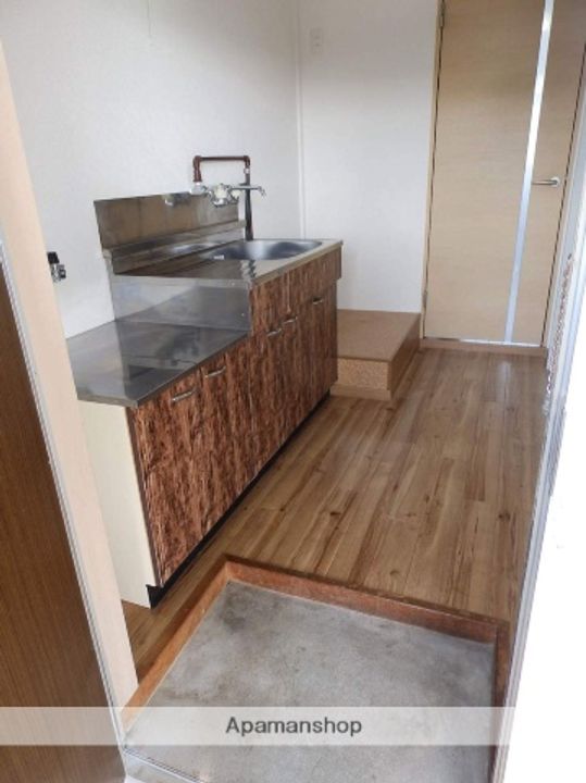 レジデンス西宮306の玄関