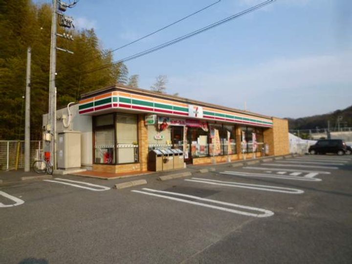 レオパレスフリーダム102の周辺