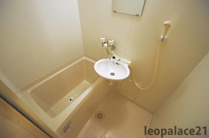 レオパレス下條A106の風呂