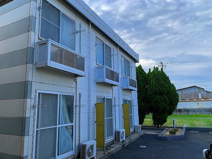 レオパレスサンの外観