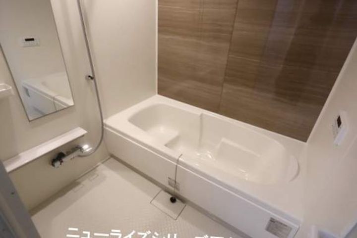 セレーノ Bの風呂