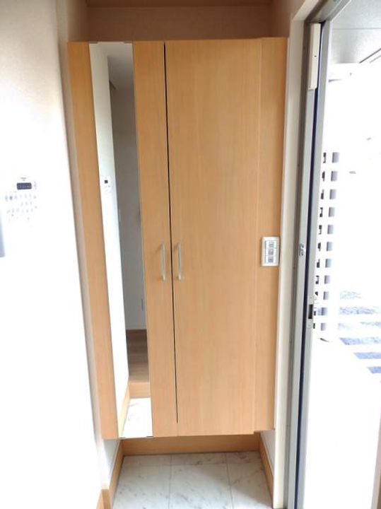 ボヌール101の玄関