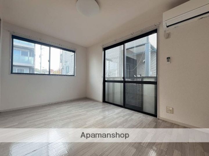 ディアス21101の居間