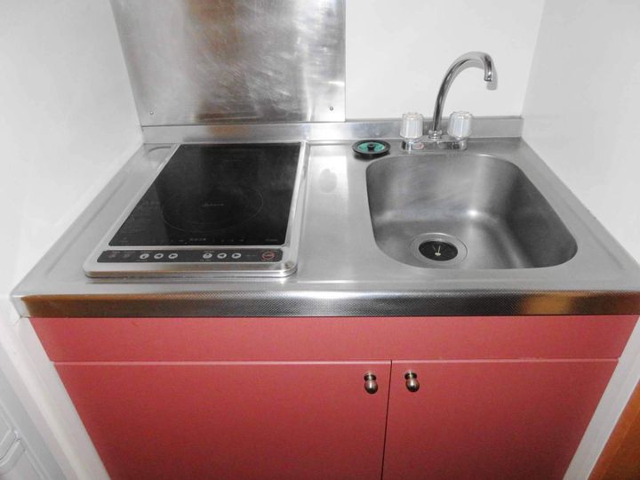 レオパレスサニーコート西高泊102のキッチン