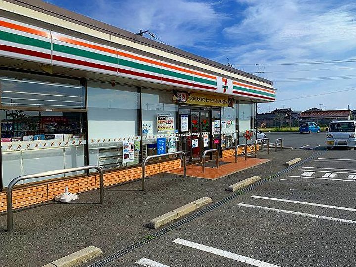 レオパレスメルベーユ105の周辺