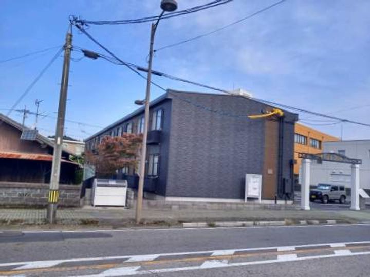 レオパレスコート ダジュール202の外観