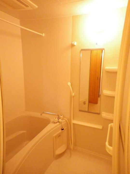 ガーデンヒルズBの風呂