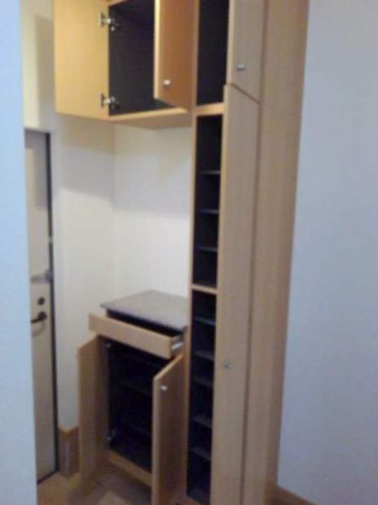 カーサモデルノの玄関