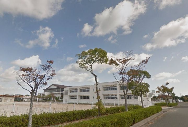 ベル・ソフィアの周辺