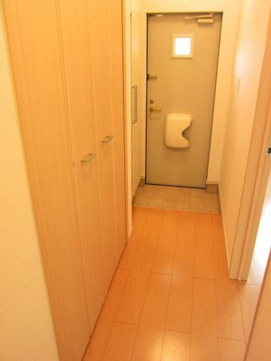 スカイピアAの玄関