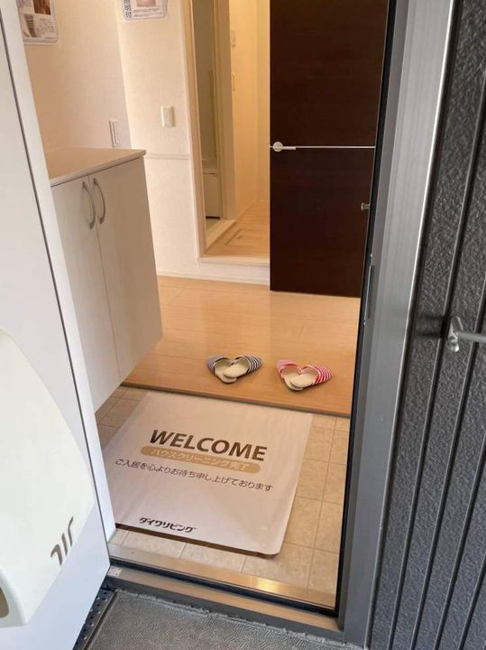 サルド セジュール302の玄関