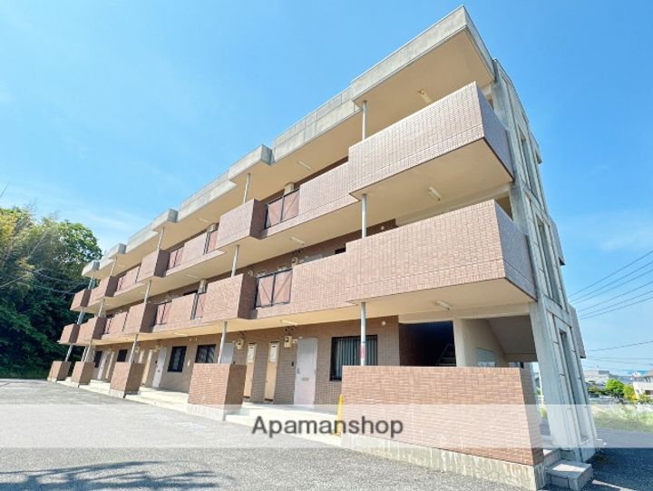 メゾンファミーユ205の外観