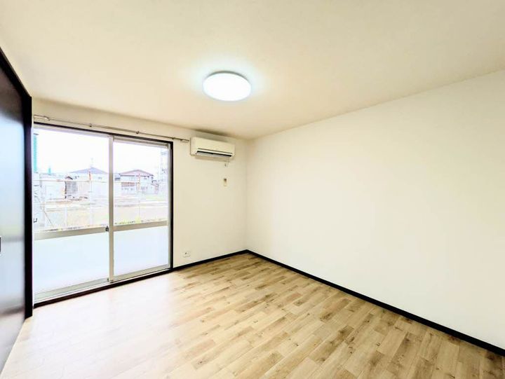 フレグランス恩田の居間