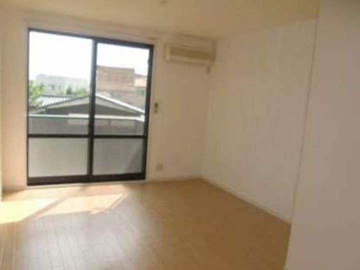 シャーメゾン カメリア A棟の居間