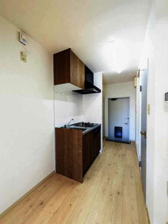 COM・ハイツの居間