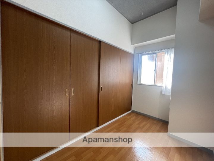 椎山マンション106の内装