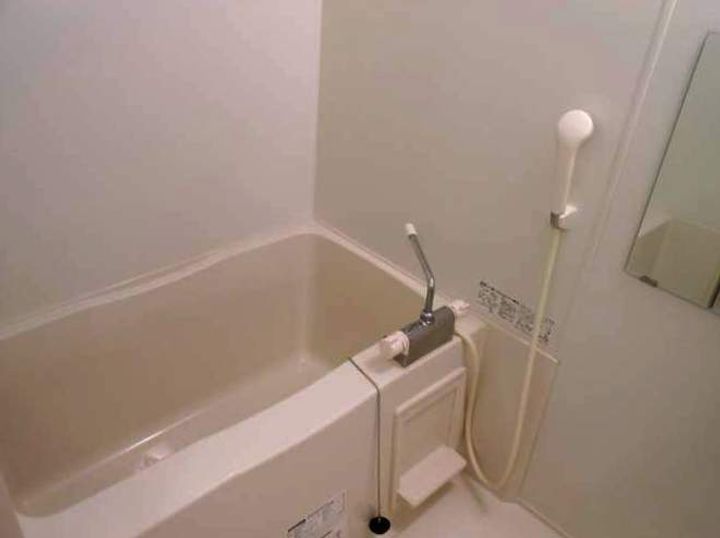 エミグラントの風呂