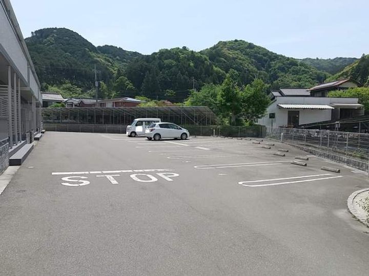 ガーネット伊佐のその他画像