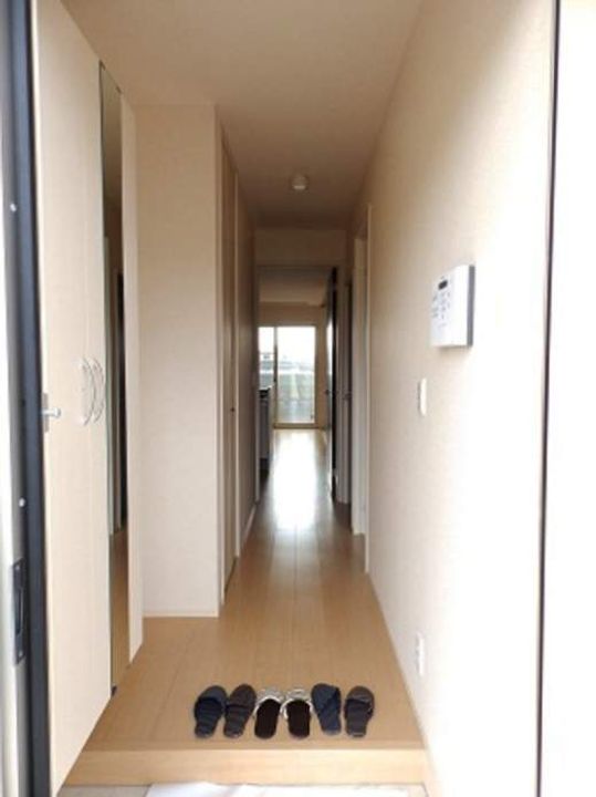 桐原第六ハイツの玄関