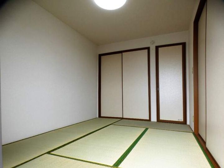 ウィルモア床波 B棟の内装