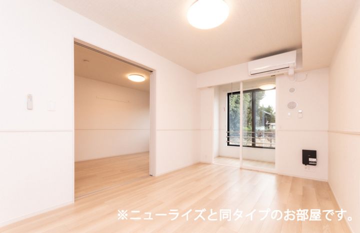 ルミエールⅤ番館の居間