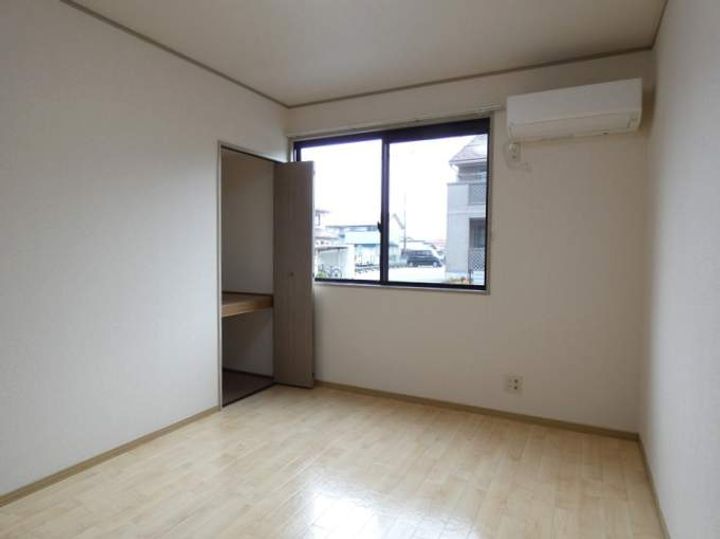 ハピネス則貞の内装