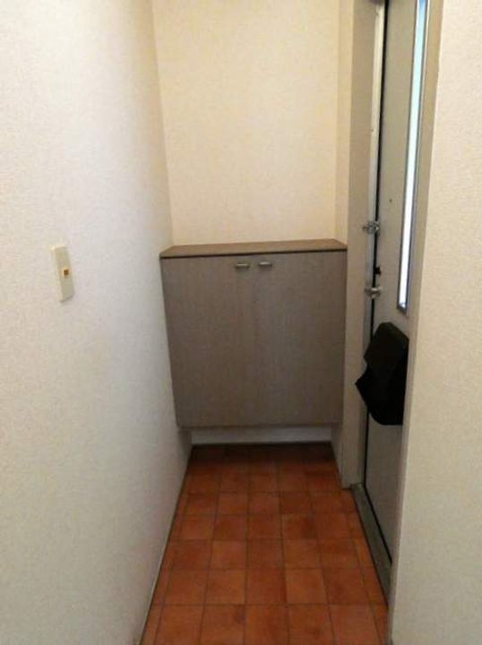 ハピネス則貞の玄関