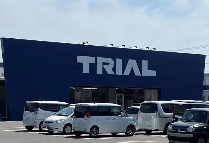 シエン アロザロ Ⅲの周辺