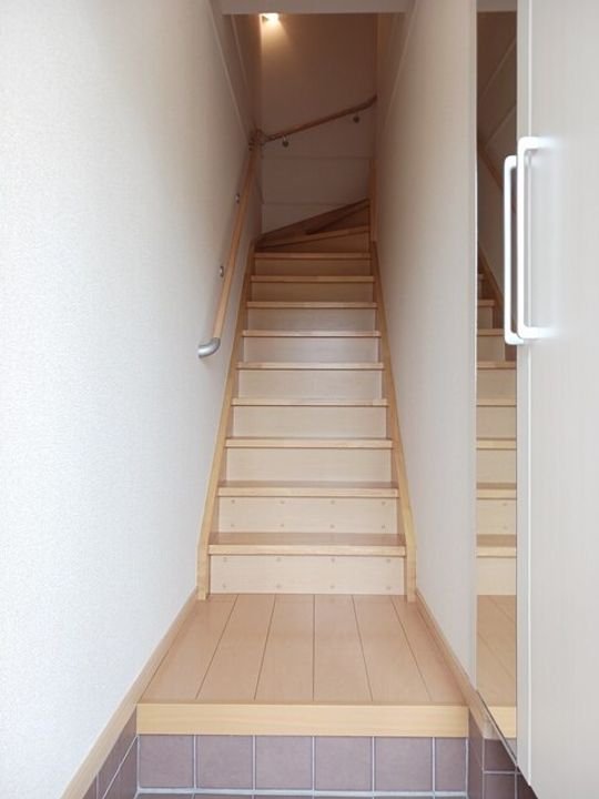 サンセットヒルズの玄関