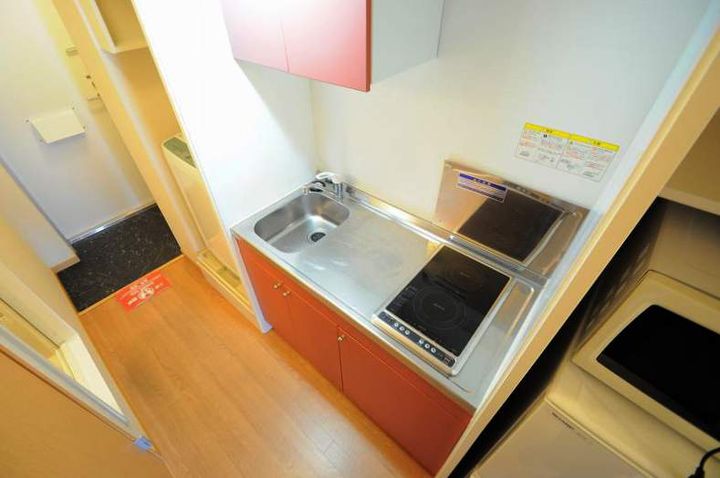 レオパレス入江307のキッチン
