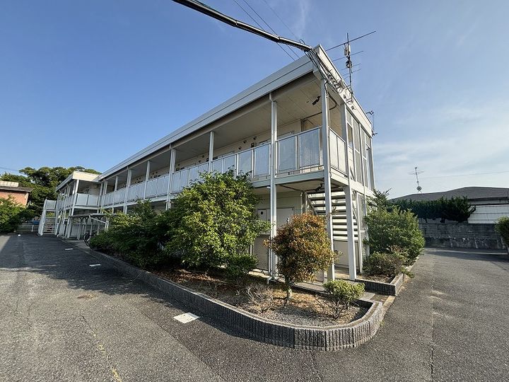 レオパレスブルーマリン206の外観