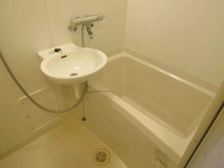 レオパレス長府駅107の風呂