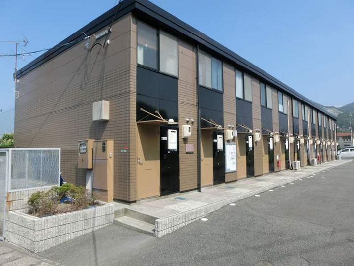 レオパレスエバーグリーン102の外観