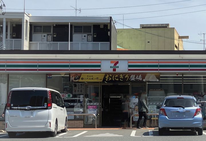レオパレスエスト長府201の周辺