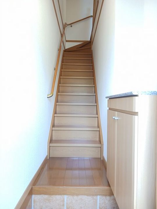 プレッソ・U Ⅰ番館の玄関