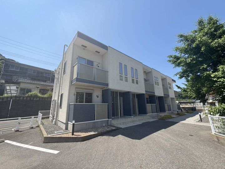 シャトレ スリーズの外観