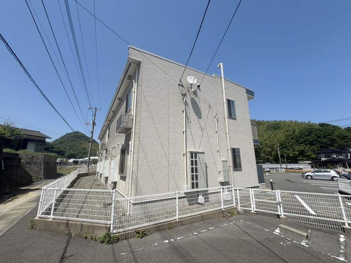 シャトレ スリーズの外観