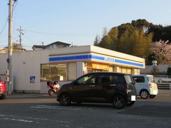 レオパレスメゾンセントプレチア101の周辺