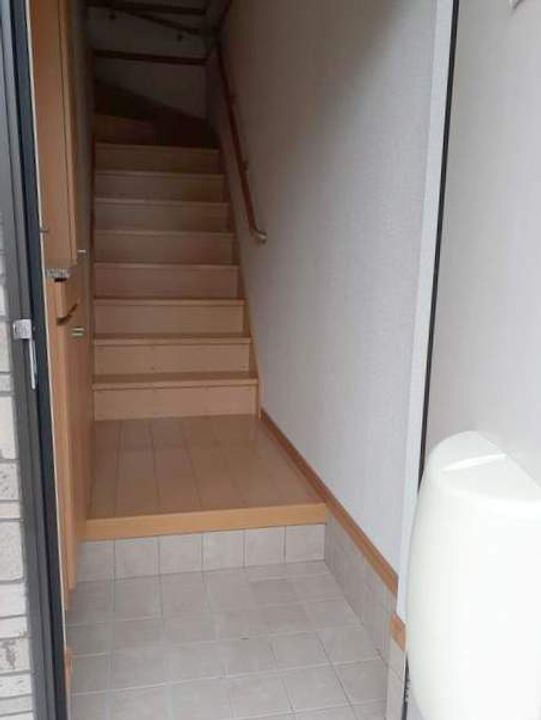 ターナリー伊倉Ⅲの玄関