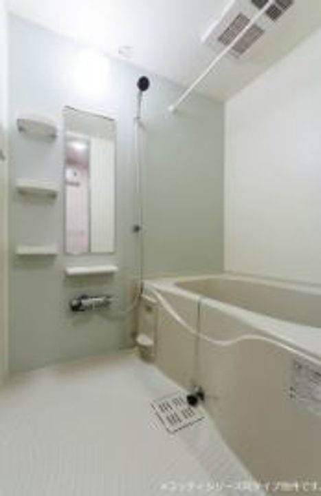 ラウレアBの風呂