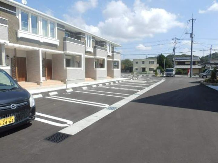 ラウレアBの外観