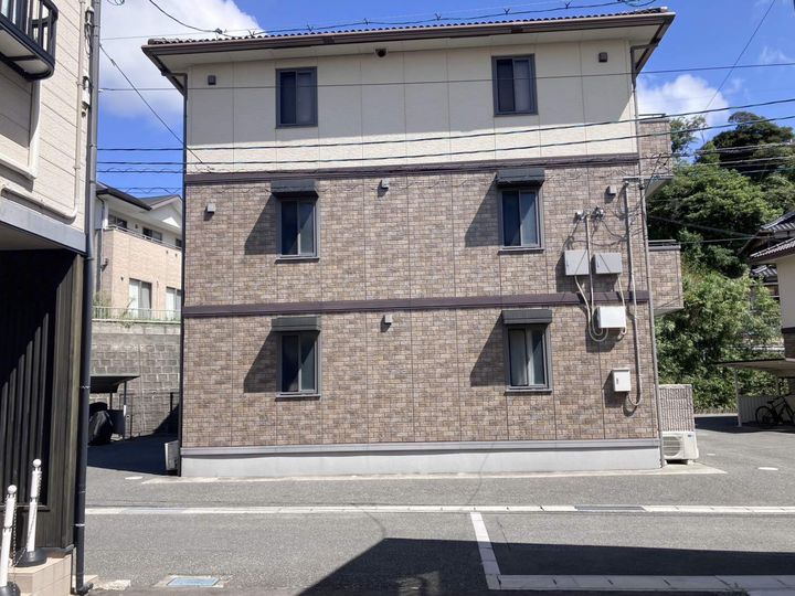 エントピア B棟の外観