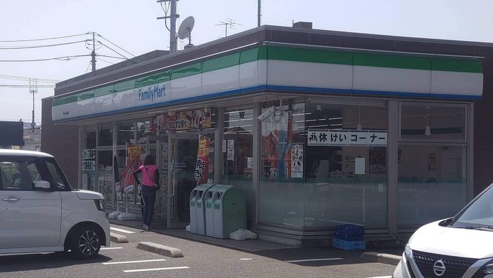 ラウレアCの周辺
