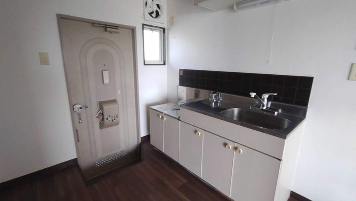 ガーデンハイツ関山のキッチン