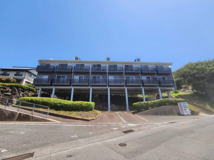 ガーデンハイツ関山の外観