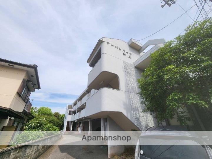 アーバンハイツ村上の外観