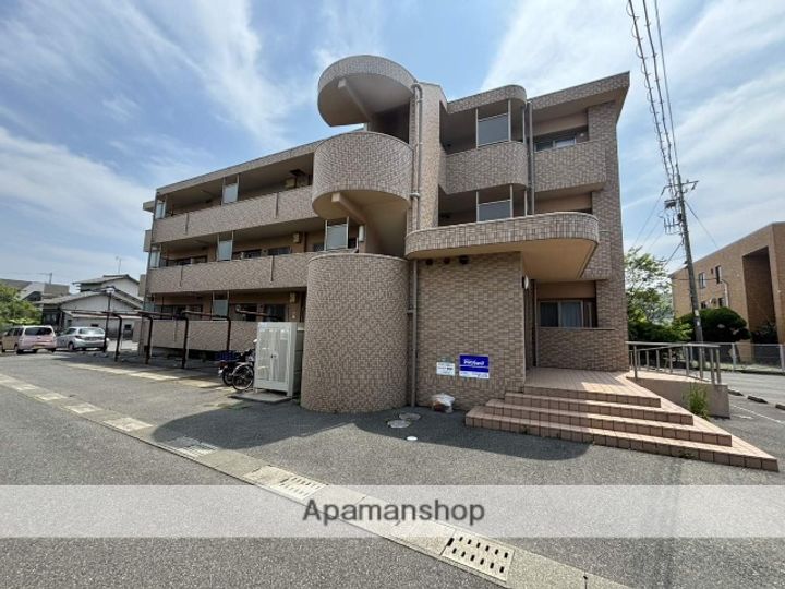 サバービア綾羅木Ⅱ302の外観