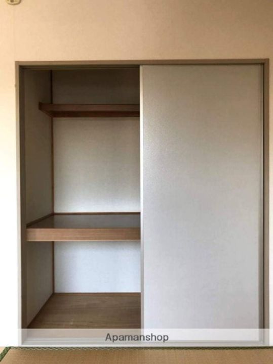 ハーフムーン202の内装