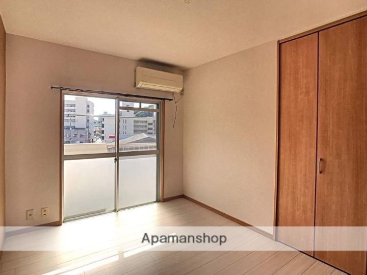 サンハイツ森本3号館405の居間