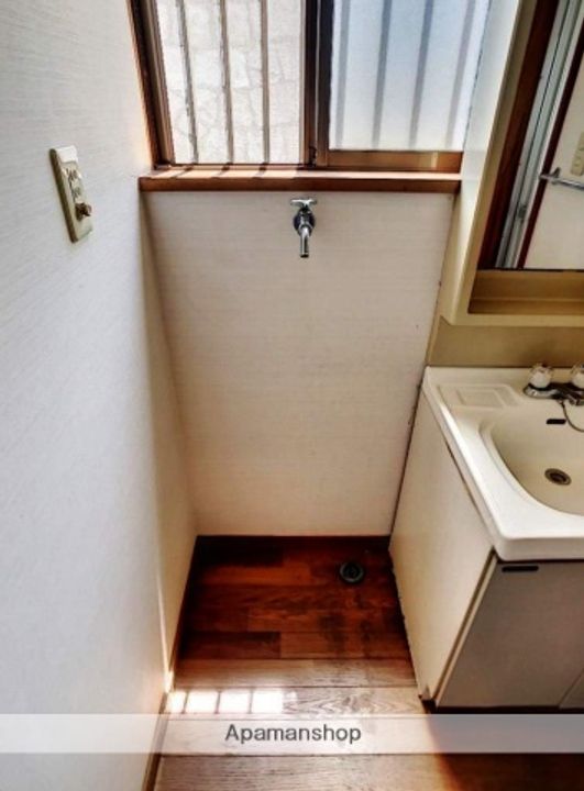 西大坪町アパート1Fの内装